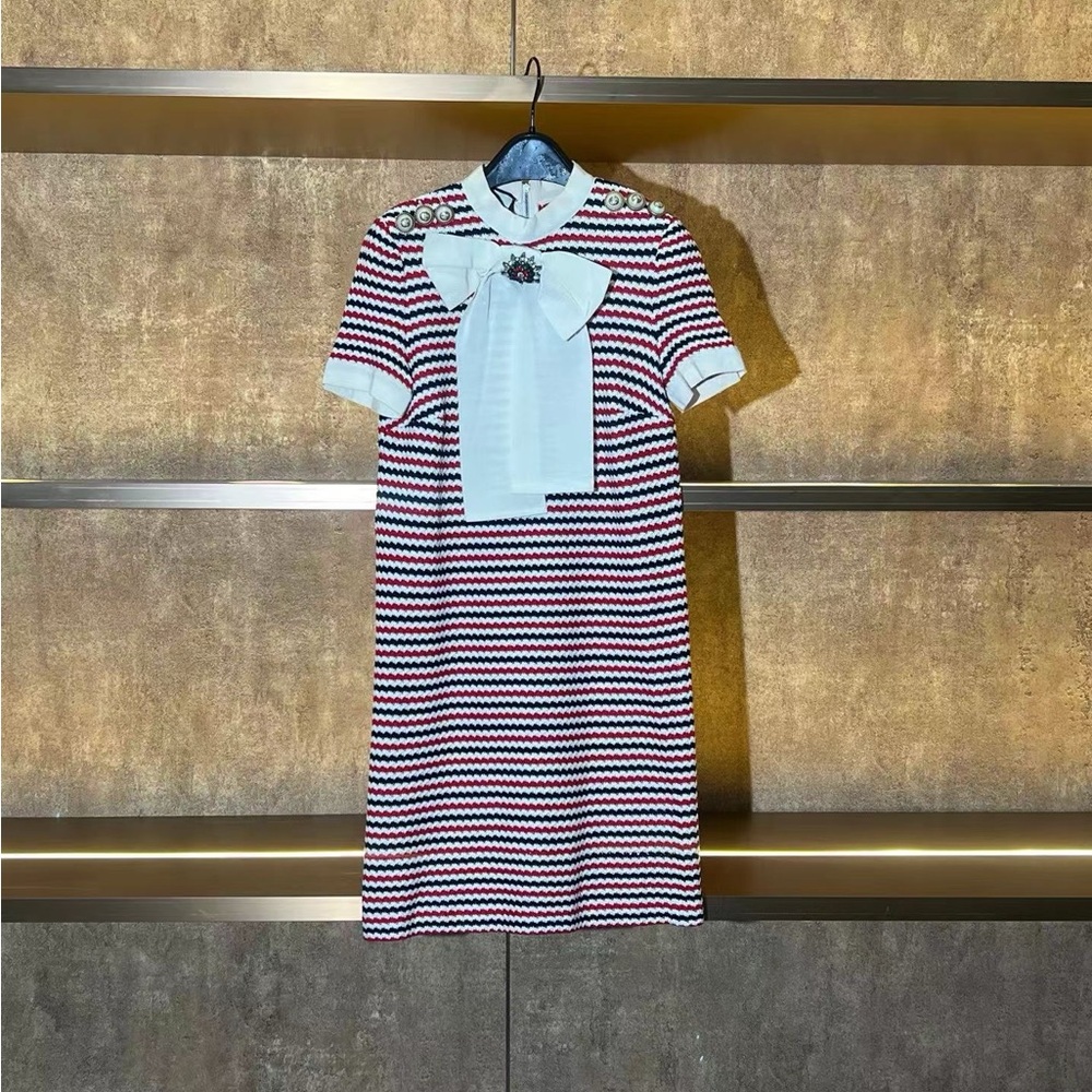 ❌sold❌🚩steal authentic Gucci Striped Red and Blue Dress with White Accents